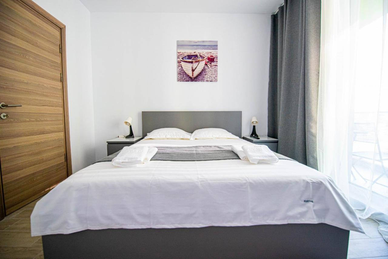 Apartment Katrina - Alezzi Beach - Sea View Năvodari Extérieur photo